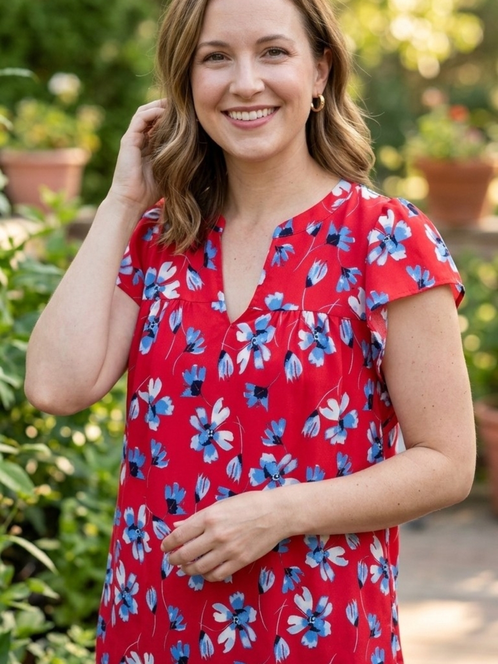 Banana Republic Floral Split V-Neck Blouse Red Blue Flutter Sleeve Top Size M